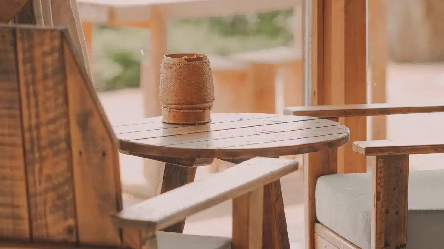 le mobilier de jardin indispensable pour un ete inoubliable