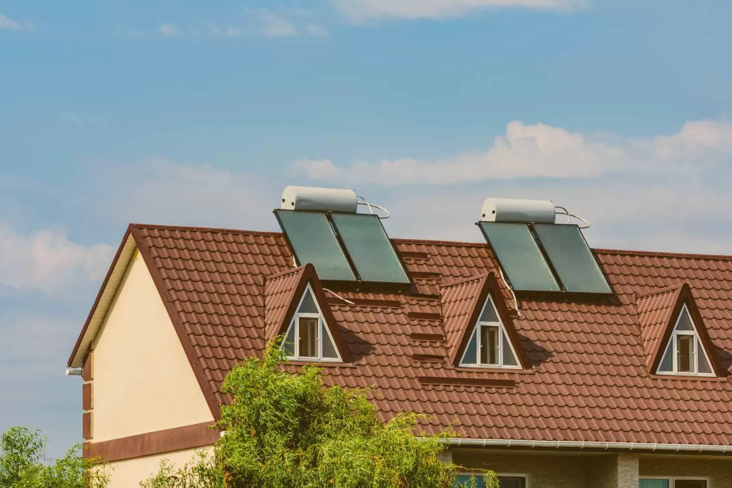 panneau solaire thermique transformez l energie solaire en chaleur pour votre maison.webp