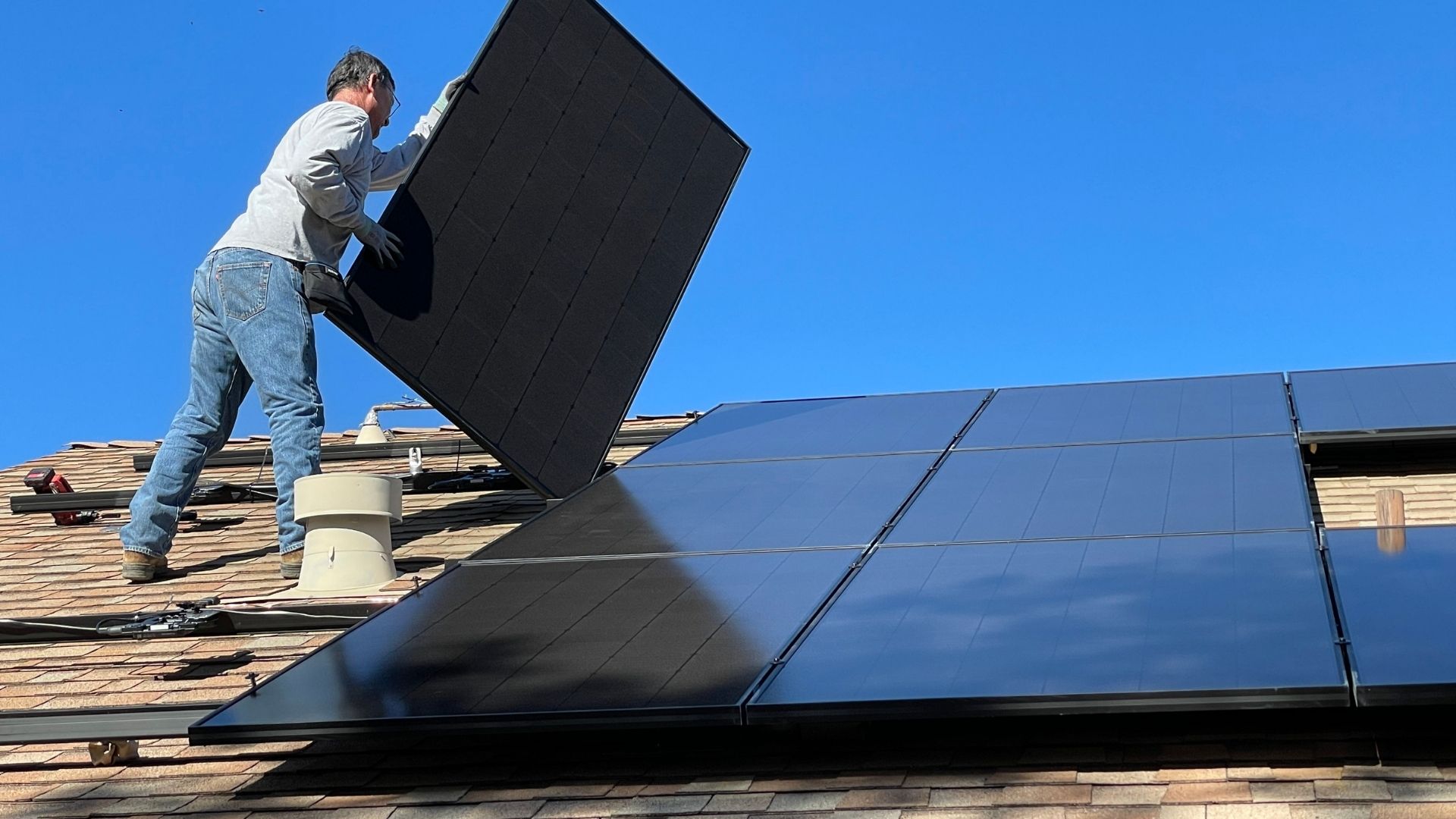 rentabilite des panneaux solaires calcul des economies et retour sur investissement.jpeg