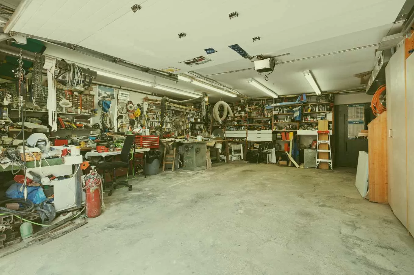 isolation du plafond du garage techniques efficaces pour un meilleur confort thermique.webp