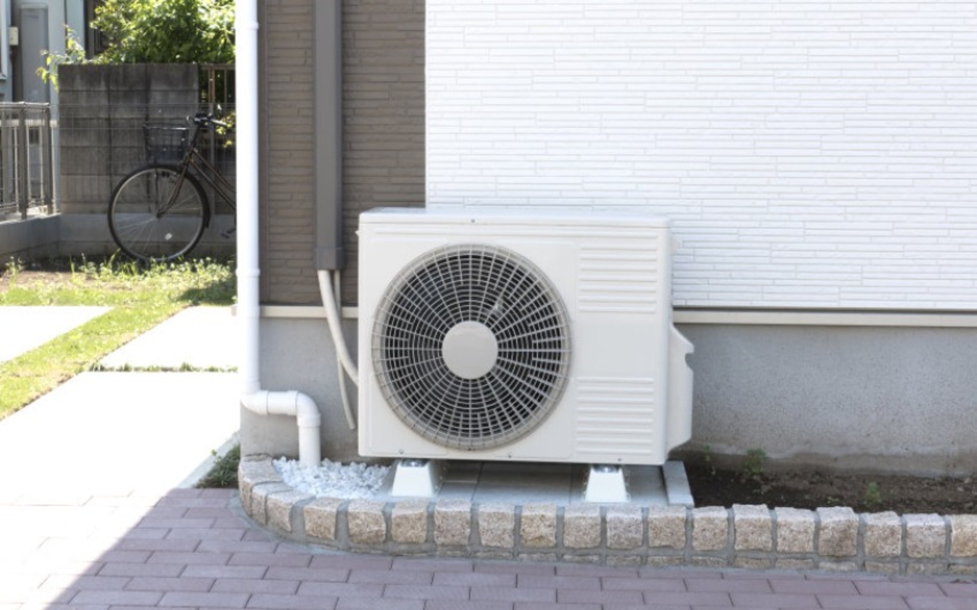 aides gouvernementales pour les pompes a chaleur economisez sur l installation de votre systeme.jpeg