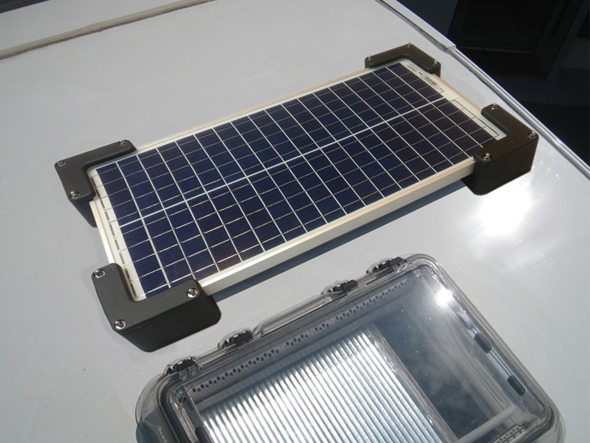 panneau solaire 12 volt applications et astuces pour une utilisation polyvalente.jpeg